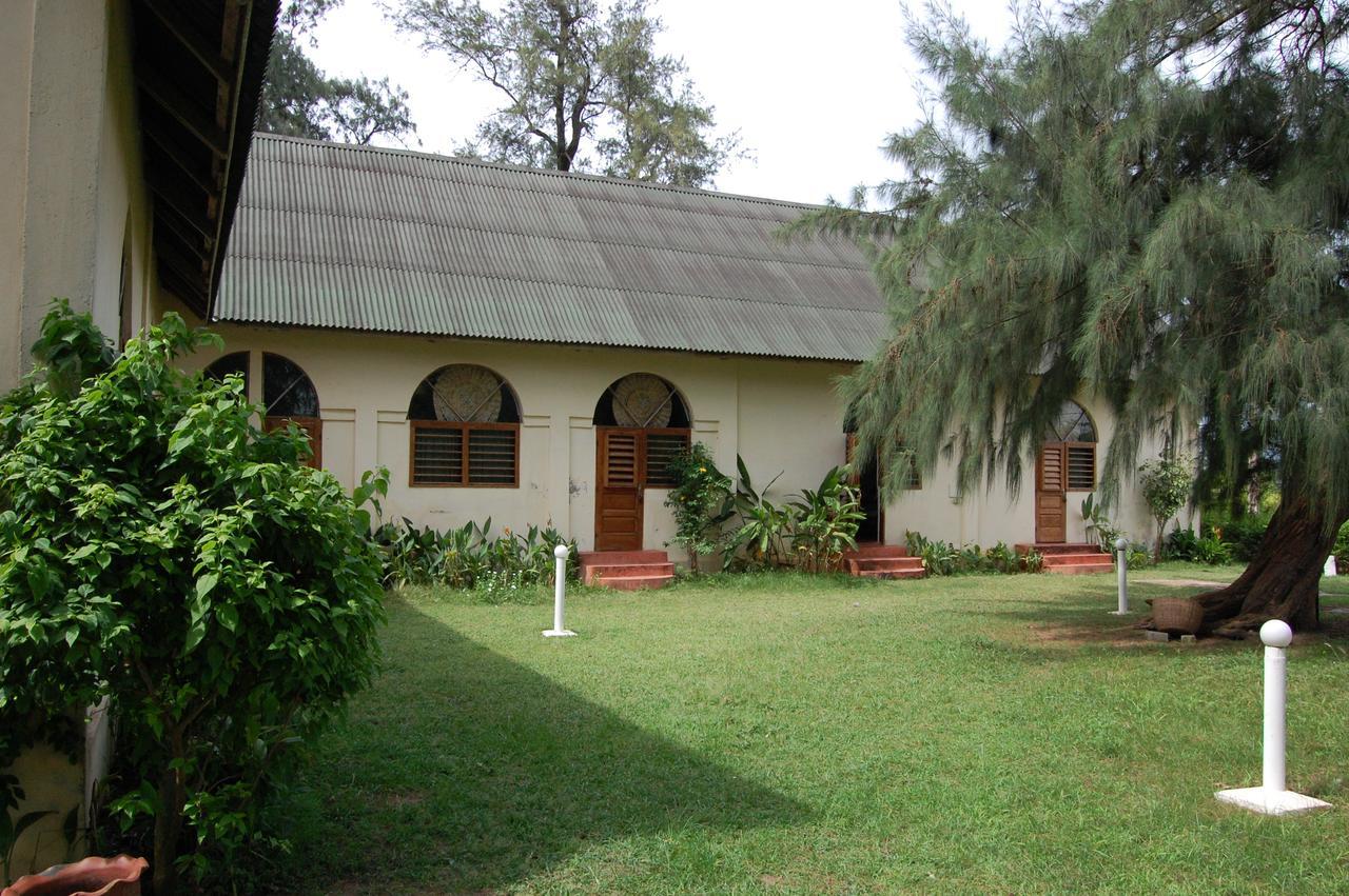 Auberge De Grand Popo מראה חיצוני תמונה